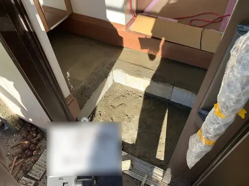 施工前の玄関