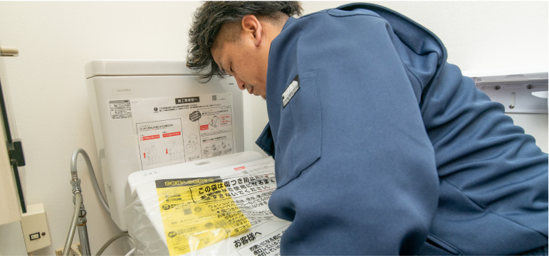 自社スタッフが施工する様子