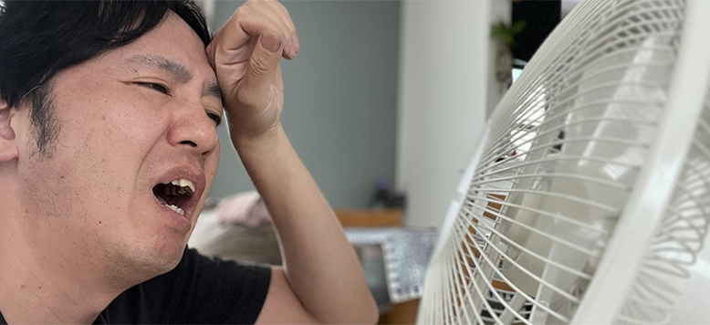 冷風、温風が出ない